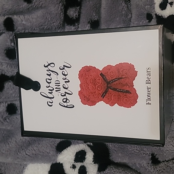 Valentine Flower Bear - Picture 3 of 3